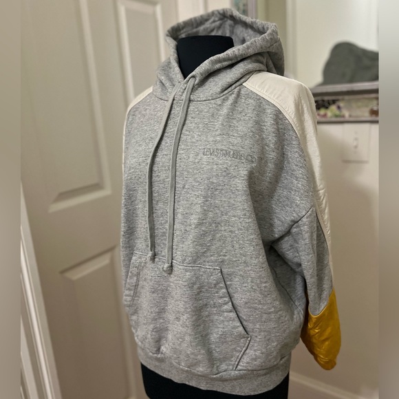 Levi’s Graphic Color Block Hoodie Pullover Sweater - Picture 6 of 16